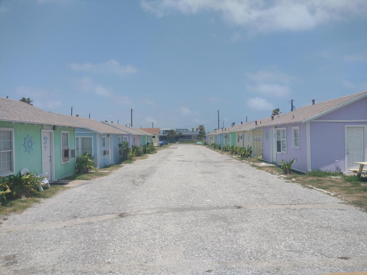 Double Barr Cottage Inn Port Aransas Exterior photo